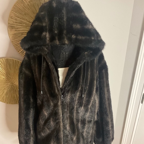 *Hooded Faux Mink Jacket* - Picture 2 of 7